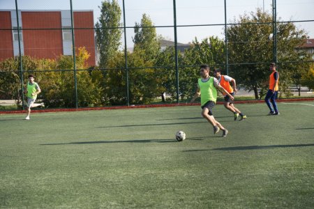 Qarabağ Zəfərinin ildönümü münasibətilə İstanbulda təhsil alan tələbələrimiz arasında futbol turniri keçirilir