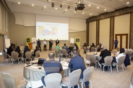 “Bazarstore”un dəstəyi ilə jurnalistlər üçün “COP29 və media” təlimi keçirilib - FOTO
