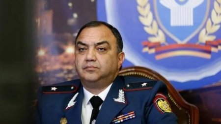 Ermənistanda yüksəkvəzifəli məmurlar istefa verdi - Adlar