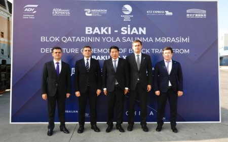 Azərbaycandan dəmiryolu ilə ilk ixrac qatarı Çinə yola salınıb - FOTOLAR