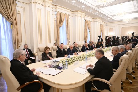 Azərbaycanda növbəti bələdiyyə seçkiləri təyin edilib - FOTO