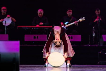 Azərbaycan Dövlət Rəqs Ansamblı Çelyabinskdə festivalda çıxış edib - FOTO