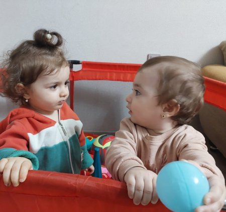 YÜKSƏK ANALIQ KEYFİYYƏTİ, AİLƏSİNƏ VƏ DOSTLARINA SƏDAQƏTİ İLƏ SEÇİLƏN ƏSLİ XANIM - FOTO YÜKSƏK ANALIQ KEYFİYYƏTİ, AİLƏSİNƏ VƏ DOSTLARINA SƏDAQƏTİ İLƏ SEÇİLƏN ƏSLİ XANIM - FOTO