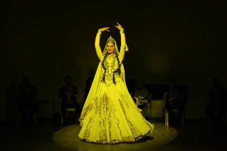 Görkəmli xoreoqraf Əminə Dilbazinin 105 illik yubileyinə həsr olunmuş konsert keçirilib - FOTOLAR