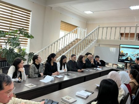 Bişkekdə Salman Mümtazın 140 illiyi münasibəti ilə kitab təqdimatı keçirilib - FOTO