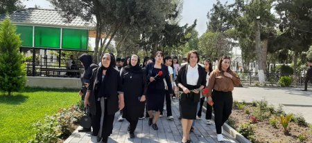 Həyatında yeganə mövzu Qarabağ və şəhid mövzusu oldu - FOTOLAR Həyatında yeganə mövzu Qarabağ və şəhid mövzusu oldu - FOTOLAR