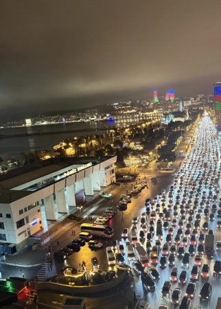 Bu axşam Bakı... - Foto