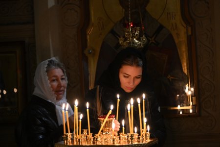 Bakıda Milad bayramı qeyd olunur - FOTOLAR Bakıda Milad bayramı qeyd olunur - FOTOLAR