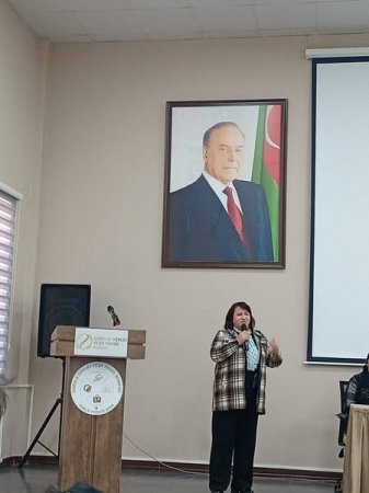 "Açılmamış solan gülüm"kitabın təqdimatı oldu - FOTOLAR