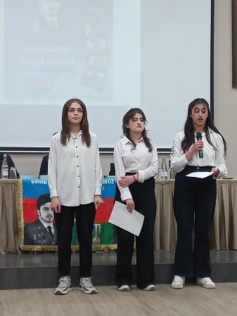 "Açılmamış solan gülüm"kitabın təqdimatı oldu - FOTOLAR