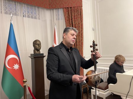 20 Yanvar faciəsinin 35-ci ildönümü Londonda anılıb- FOTOLAR