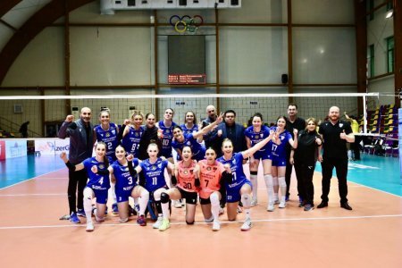 Qadın voleybolçular arasında Yüksək Liqada VII tura yekun vurulub - FOTO Qadın voleybolçular arasında Yüksək Liqada VII tura yekun vurulub - FOTO