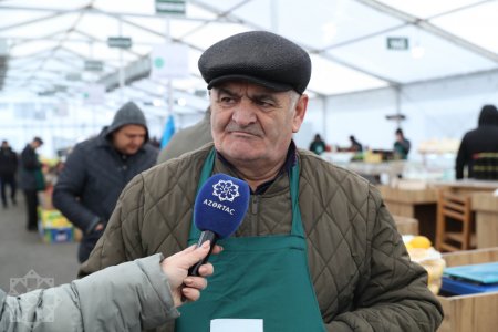İlin ilk “Kənddən şəhərə” həftəsonu yarmarkasından REPORTAJ - FOTOLAR İlin ilk “Kənddən şəhərə” həftəsonu yarmarkasından REPORTAJ - FOTOLAR