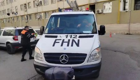 FHN: Xırdalanda çoxmərtəbəli yaşayış binasındakı yanğın söndürülüb - FOTO FHN: Xırdalanda çoxmərtəbəli yaşayış binasındakı yanğın söndürülüb - FOTO