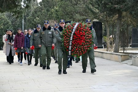Şəhid hərbi pilot Əbu Bəkr İsmayılovun xatirəsi yad edilib - FOTOLAR