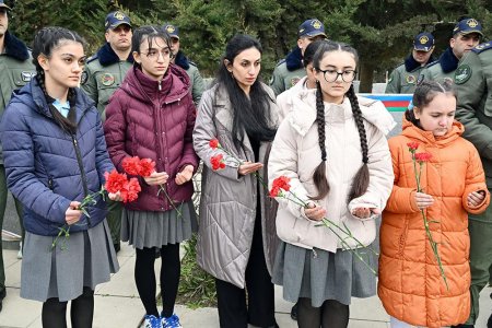 Şəhid hərbi pilot Əbu Bəkr İsmayılovun xatirəsi yad edilib - FOTOLAR