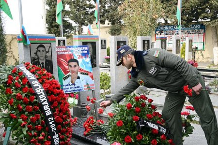 Şəhid hərbi pilot Əbu Bəkr İsmayılovun xatirəsi yad edilib - FOTOLAR