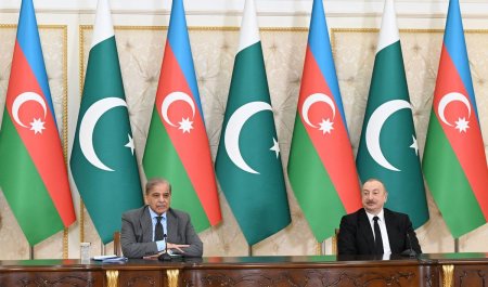 Azərbaycan Prezidenti və Pakistanın Baş naziri mətbuata bəyanatlarla çıxış ediblər - FOTOLAR