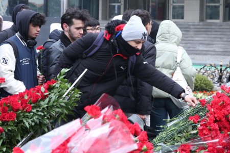 BANM kollektivi Xocalı soyqırımı qurbanlarının xatirəsini yad edib - FOTOLAR