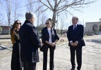 Mehriban Əliyeva Gəncə şəhər 37 nömrəli tam orta məktəbdə aparılan təmir-bərpa işləri ilə tanış olub - FOTOLAR Mehriban Əliyeva Gəncə şəhər 37 nömrəli tam orta məktəbdə aparılan təmir-bərpa işləri ilə tanış olub - FOTOLAR