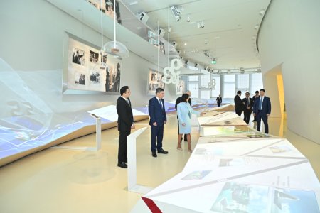 Qazaxıstan Baş naziri Heydər Əliyev Mərkəzində - Fotolar