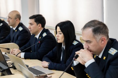 Vardanyanın vatsap yazışmaları nümayiş etdirildi Vardanyanın vatsap yazışmaları nümayiş etdirildi