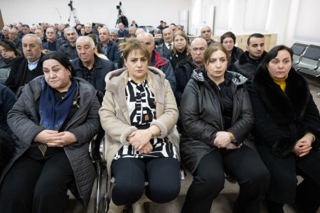 Vardanyanın vatsap yazışmaları nümayiş etdirildi Vardanyanın vatsap yazışmaları nümayiş etdirildi