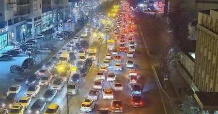 Yenə Bakı axşamı, yenə tıxac - Fotolar Yenə Bakı axşamı, yenə tıxac - Fotolar
