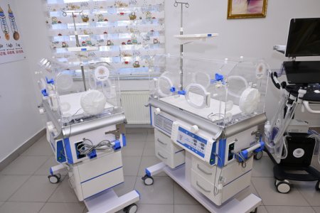Birinci vitse-prezident Mehriban Əliyeva Gəncə Şəhər Birləşmiş Xəstəxanasının Perinatal Mərkəzində olub - FOTOLAR Birinci vitse-prezident Mehriban Əliyeva Gəncə Şəhər Birləşmiş Xəstəxanasının Perinatal Mərkəzində olub - FOTOLAR