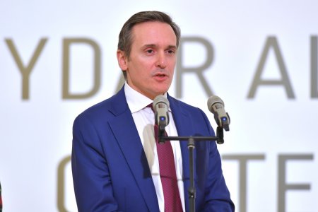 Heydər Əliyev Mərkəzində italyan heykəltaraşın “Təbiətin nemətləri” adlı sərgisi açılıb - FOTOLAR Heydər Əliyev Mərkəzində italyan heykəltaraşın “Təbiətin nemətləri” adlı sərgisi açılıb - FOTOLAR