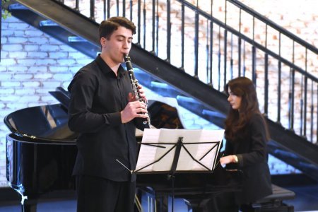 Bakı Kitab Mərkəzində Beynəlxalq Qadınlar Günü münasibətilə musiqili poeziya gecəsi keçirilib - FOTOLAR Bakı Kitab Mərkəzində Beynəlxalq Qadınlar Günü münasibətilə musiqili poeziya gecəsi keçirilib - FOTOLAR