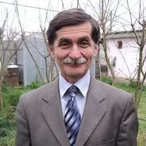 “... DÜNYANIN YÜKÜNÜ ÇƏKƏNDİ ŞAİR”