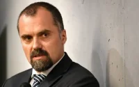 Polşa səfiri istefa verdi